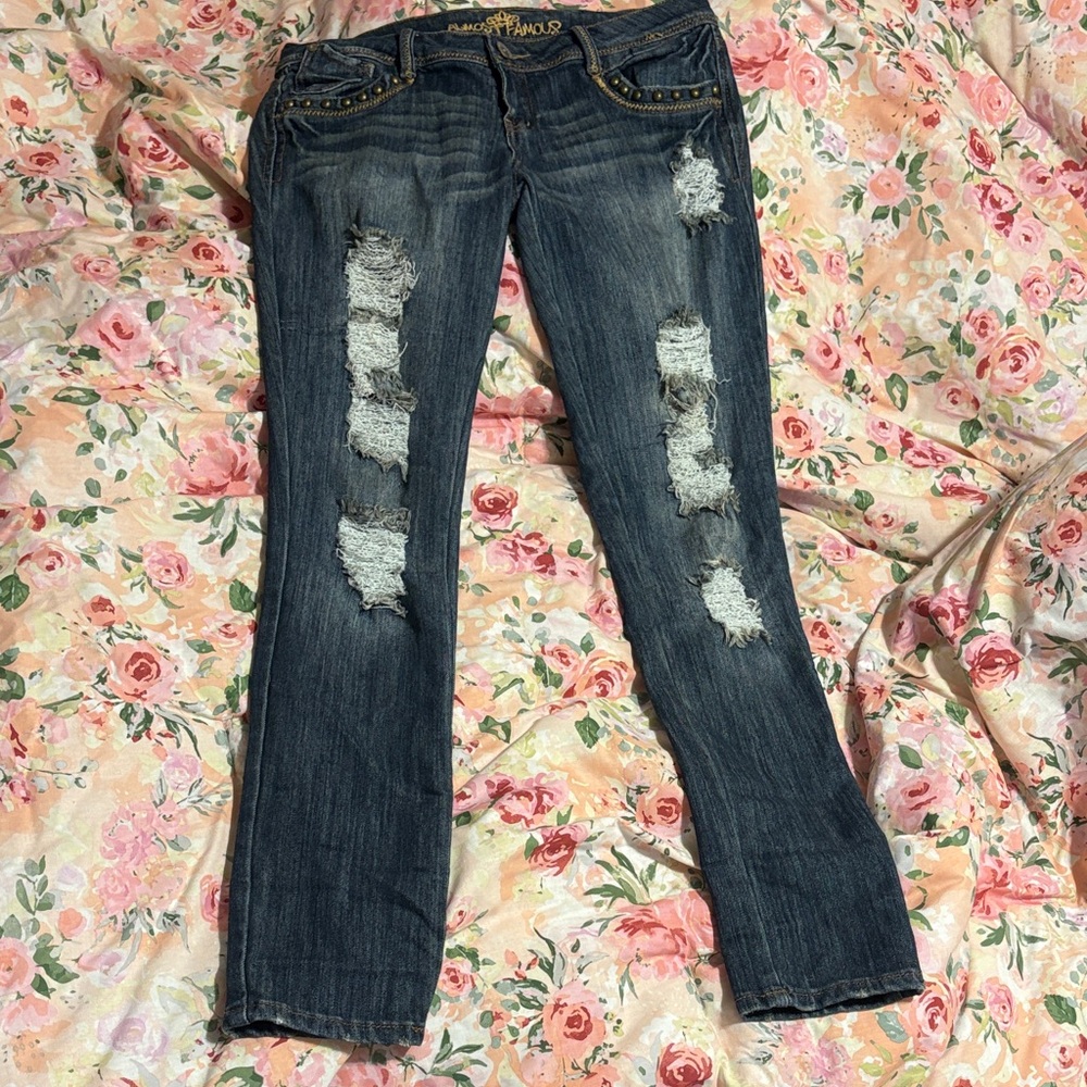 Women’s Ripped Blue Jeans - Size 7